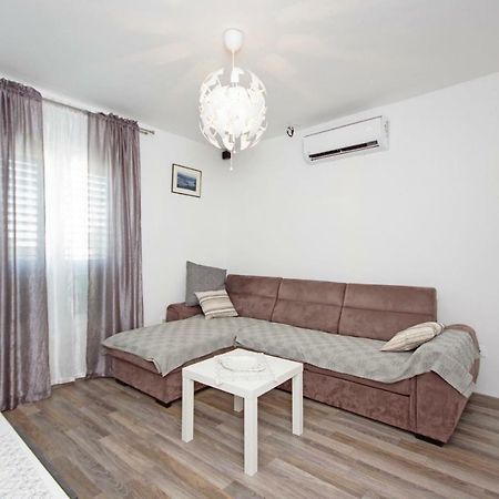 Apartment Nugal Makarska Exterior foto